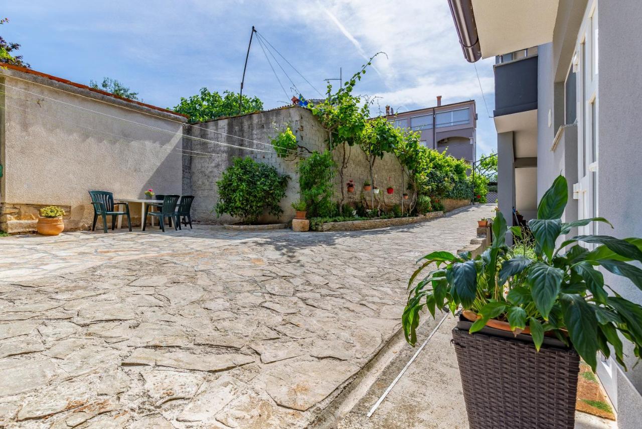 Apartment Lorencin Milka Medulin Bagian luar foto