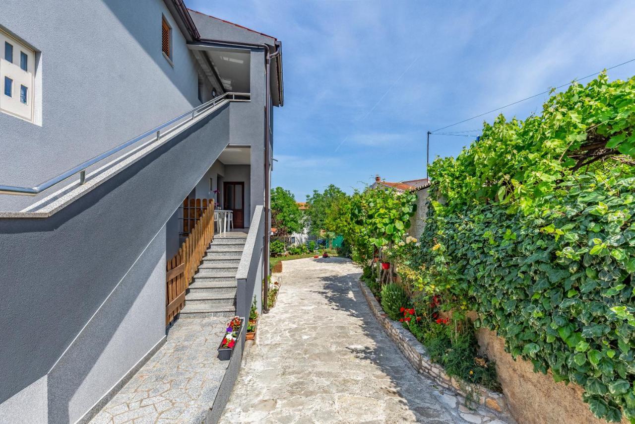 Apartment Lorencin Milka Medulin Bagian luar foto