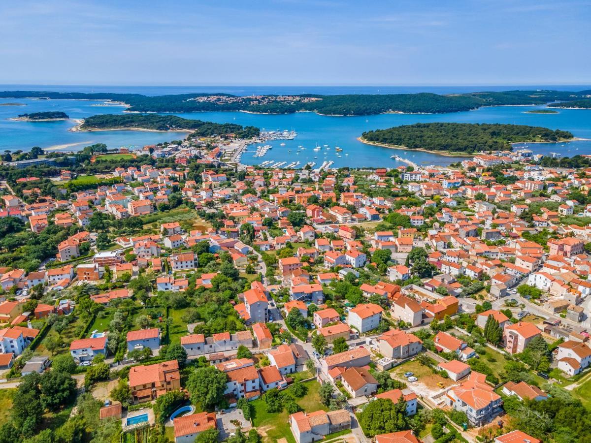Apartment Lorencin Milka Medulin Bagian luar foto