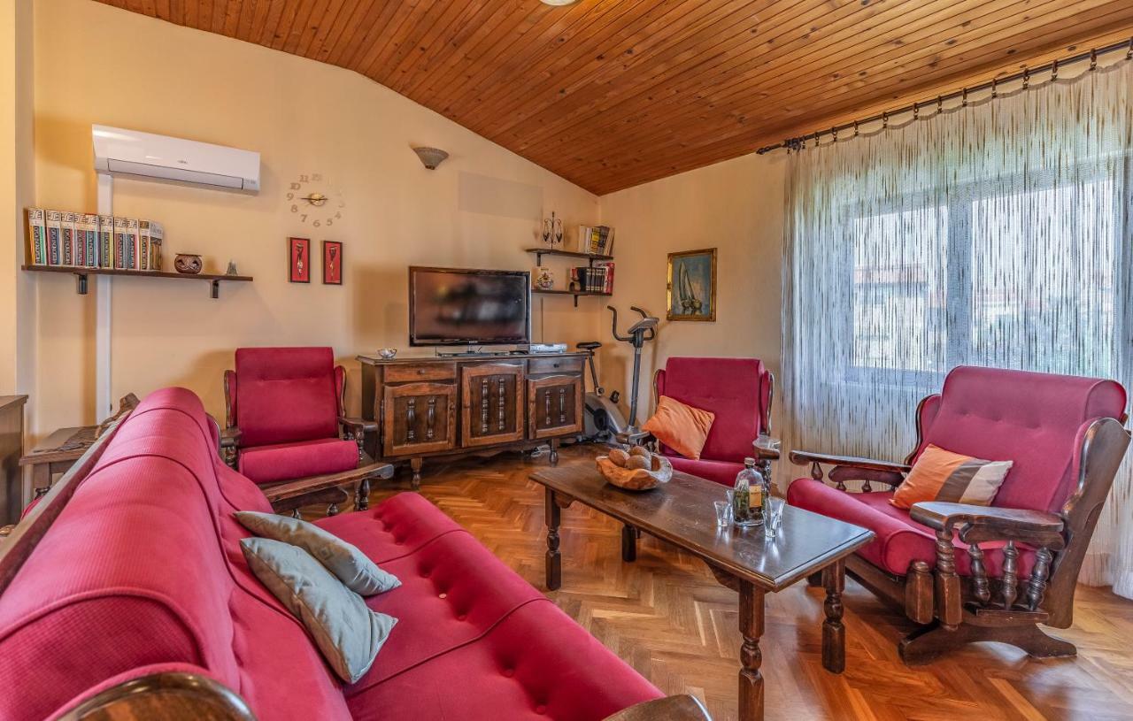 Apartment Lorencin Milka Medulin Bagian luar foto