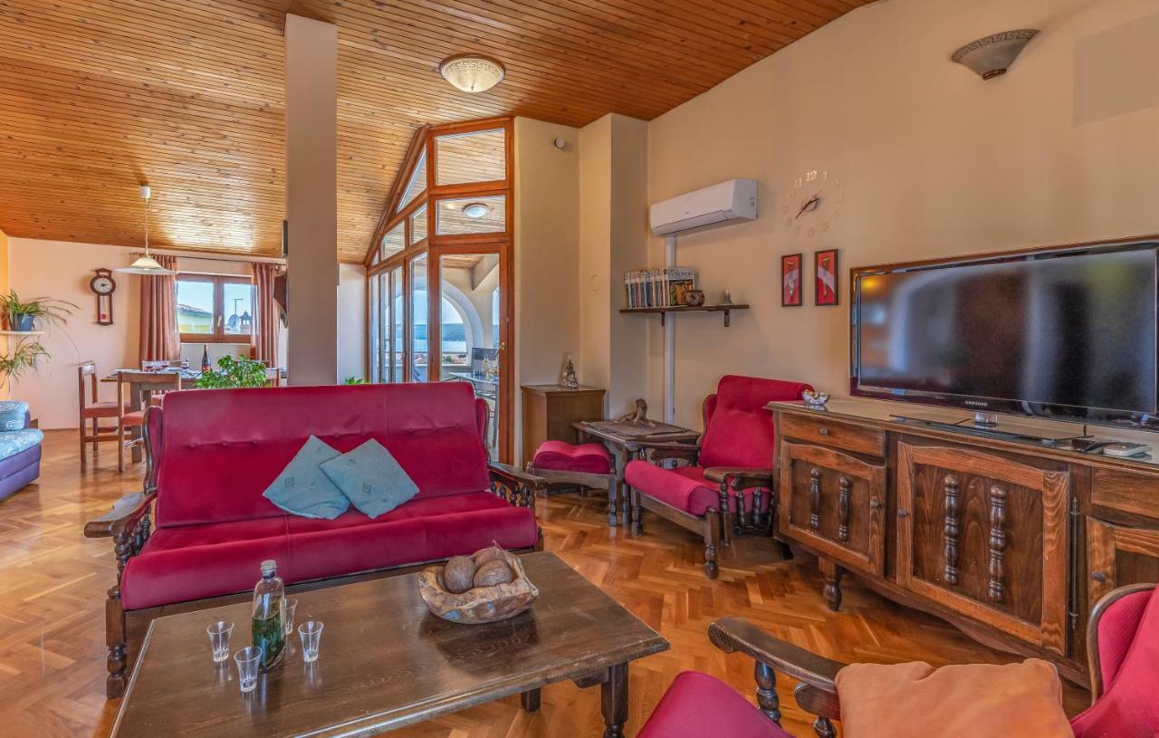 Apartment Lorencin Milka Medulin Bagian luar foto