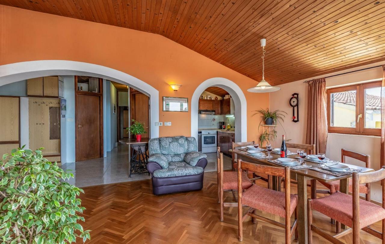 Apartment Lorencin Milka Medulin Bagian luar foto