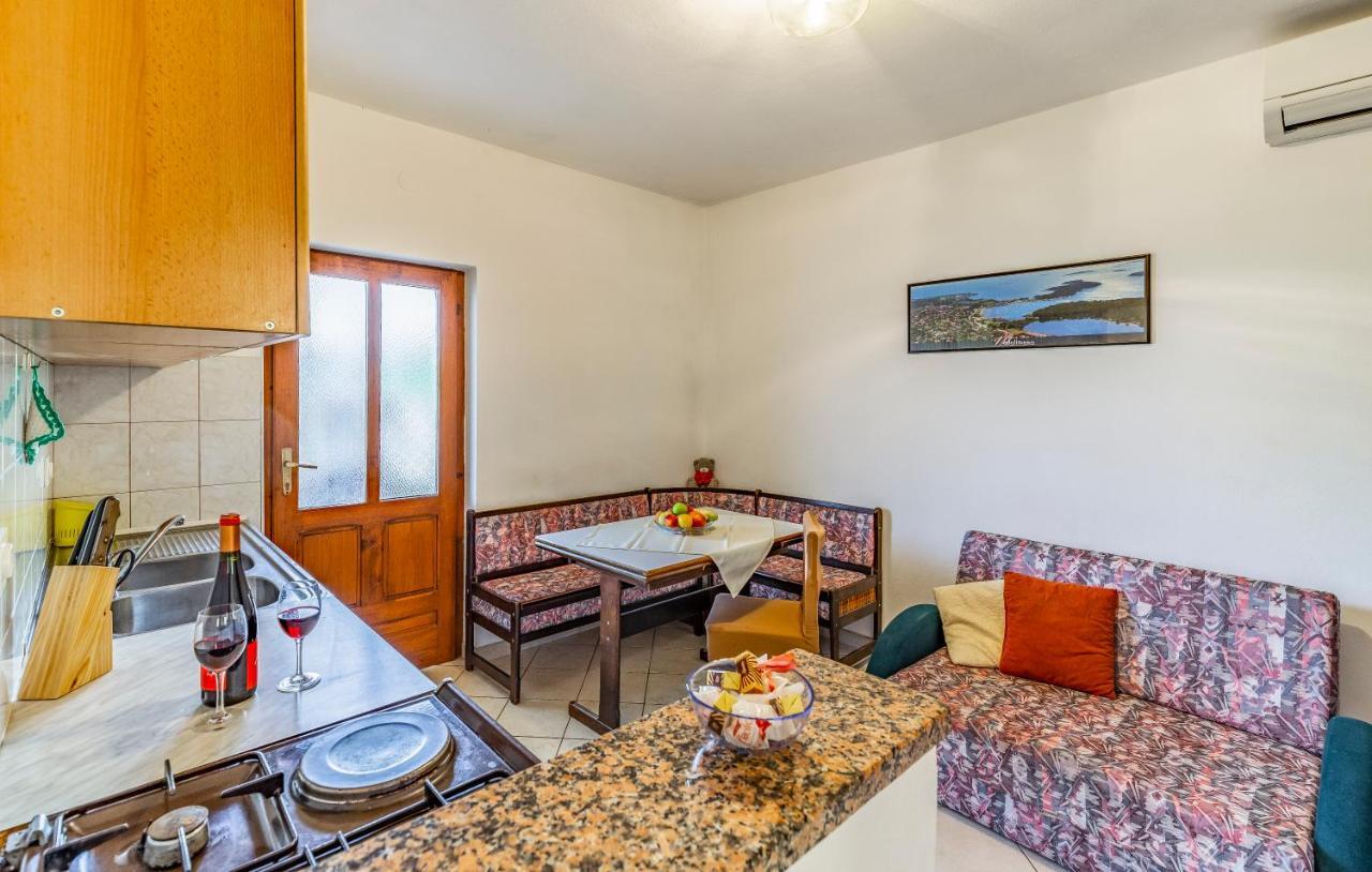 Apartment Lorencin Milka Medulin Bagian luar foto